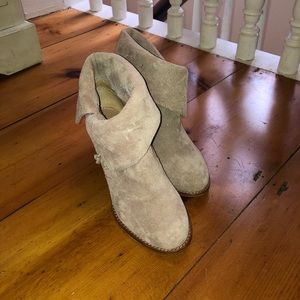 Splendid 8.5 mid ankle boots with heel. Like new!!